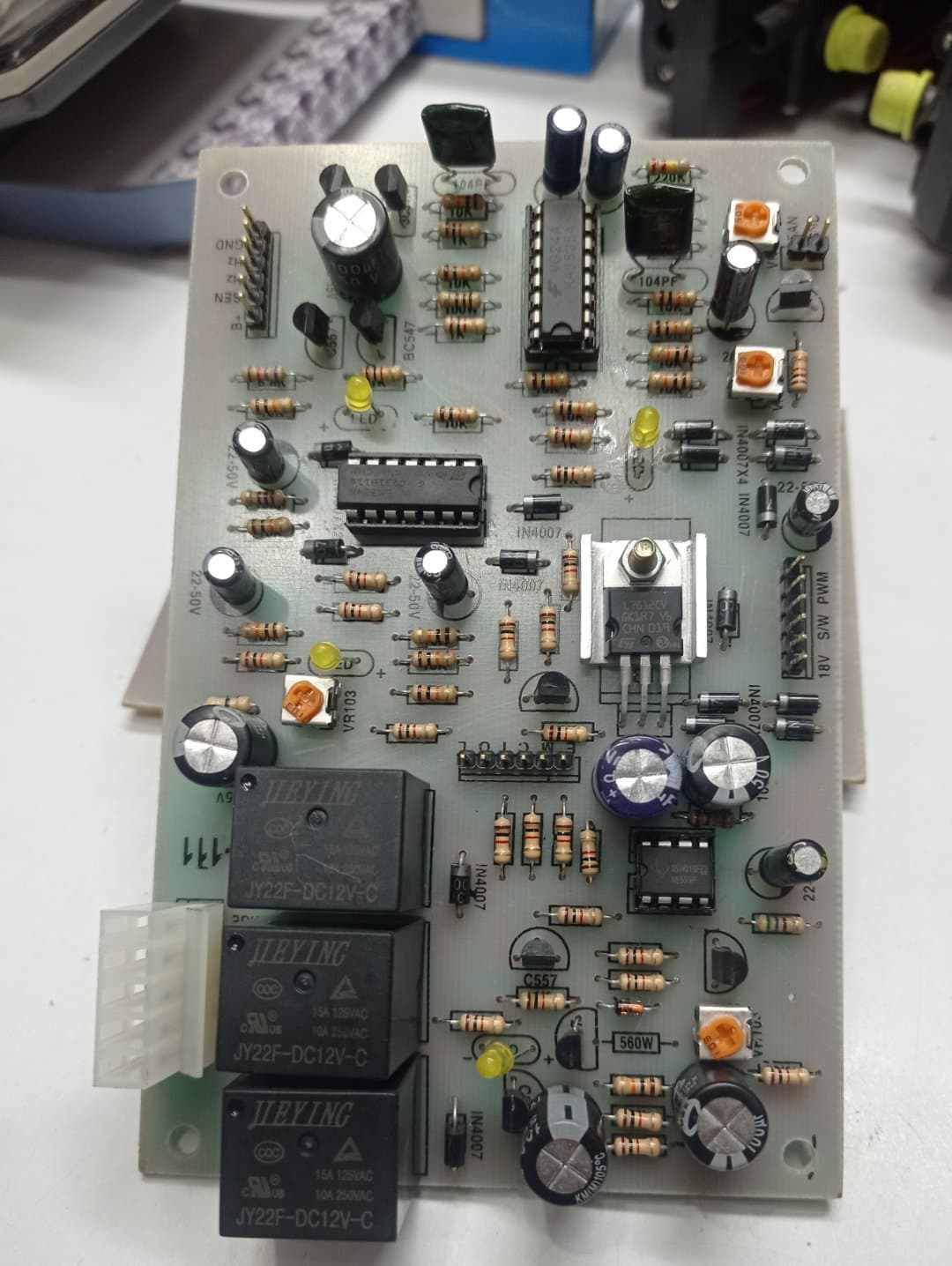 ips Oscillation Control Circuit Board. 