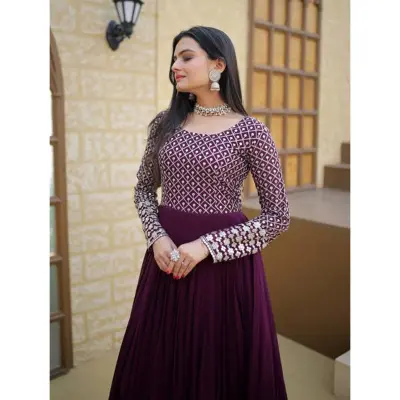 Buy Pink Georgette Gown Online – Vasansi Jaipur