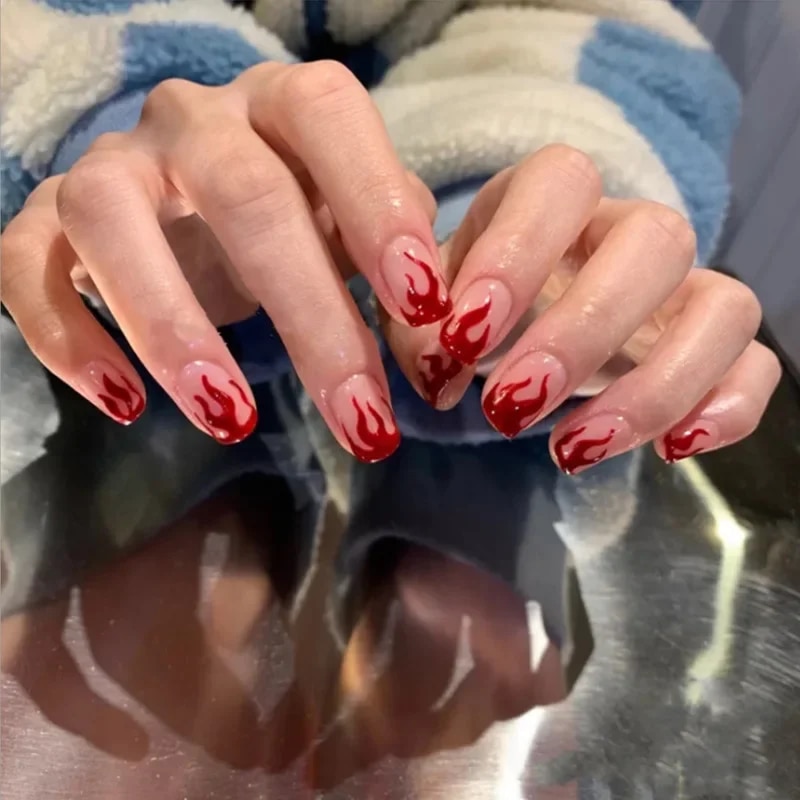 24pcs Short Nails Red Flame Design False Nails Art Full Coverage Removable Waterproof Artificial Press on Nail with Tools