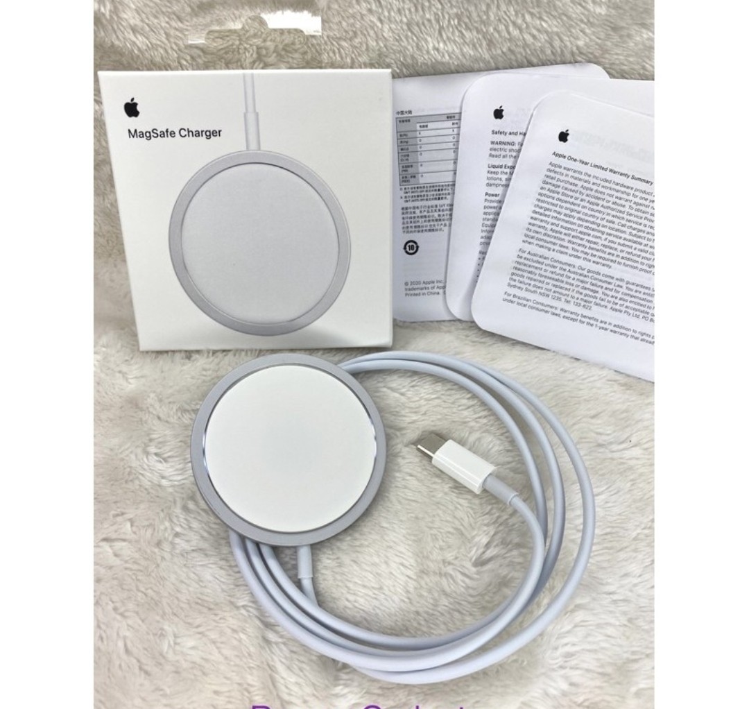 Apple MagSafe Wireless Charger Super Charge 15W PD Wireless Fast Charger For Apple iPhone 12 Mini, 12,12 Pro,12 Pro Max,11 Pro, XS Max ,XR ,11, 11 Pro, 11 Pro Max, X, Xs, 8 Plus. 