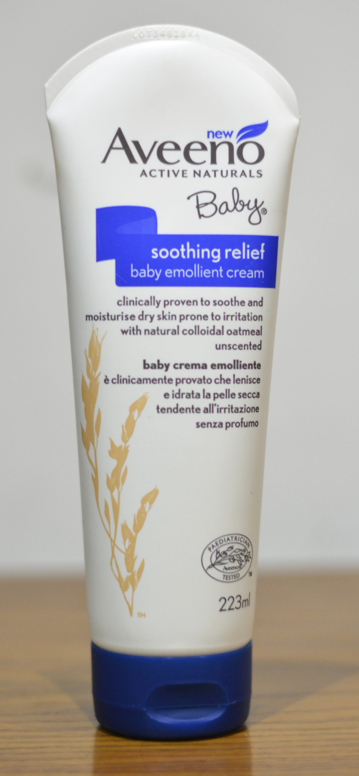 aveeno baby soothing relief emollient cream 223 ml