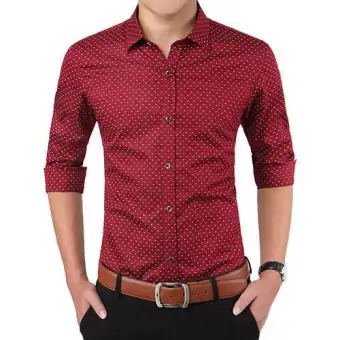 maroon color shirt