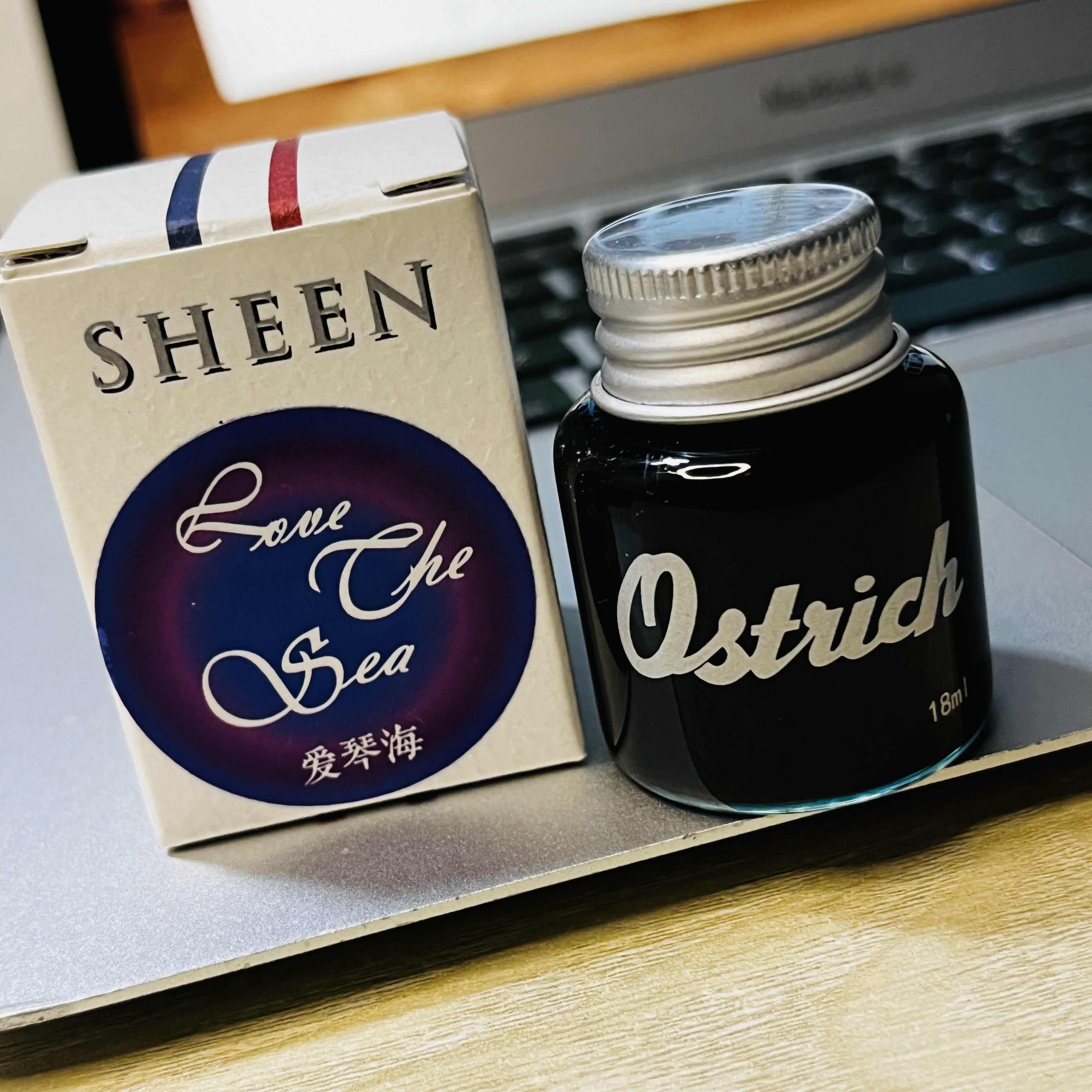 Ostrich Sheening Inks Retro color 18 ml non -carbon series color sheen ink. 