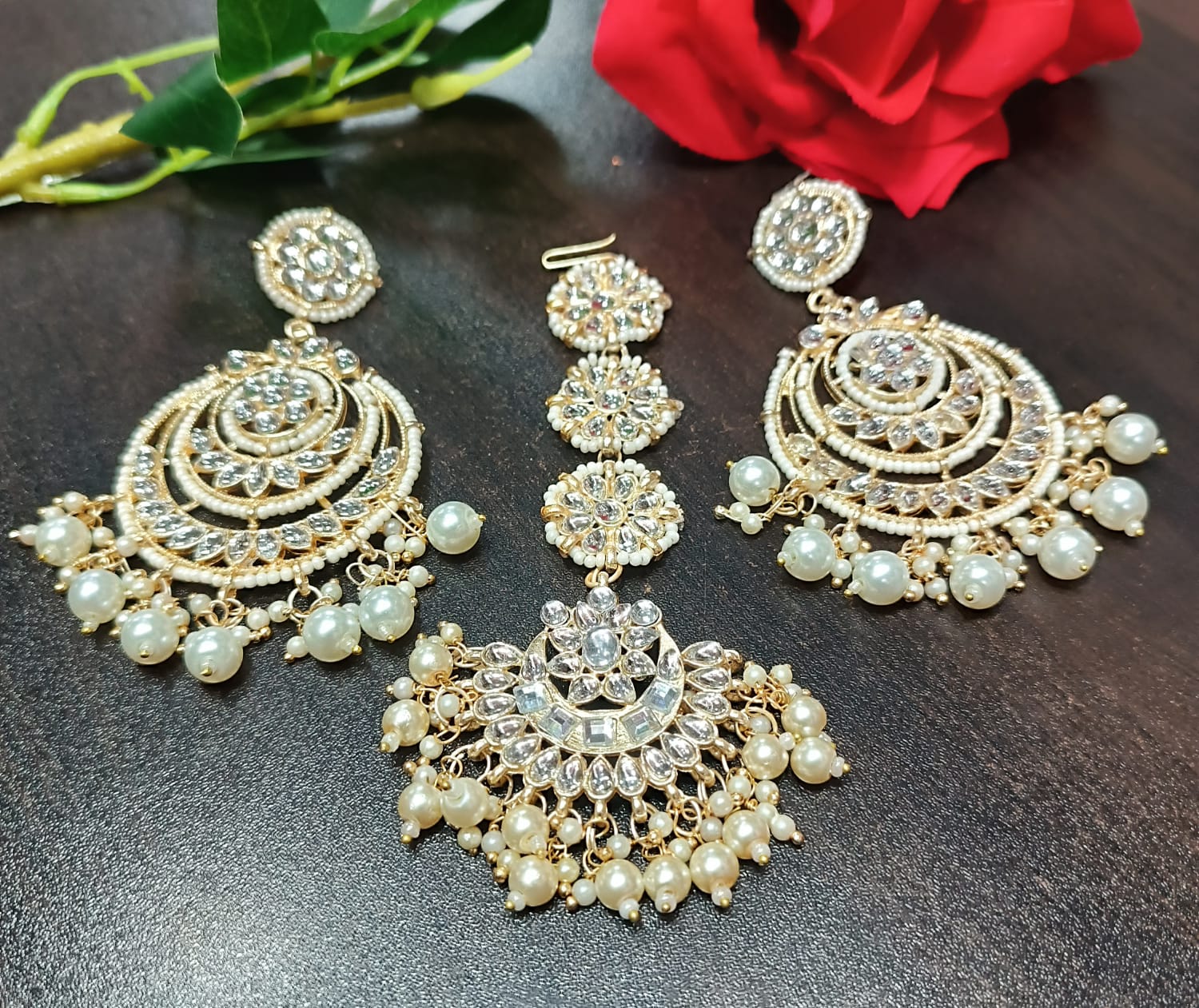 Yekaterina Gusevaning yalangoch porno fotosuratlari Porno qabilalari