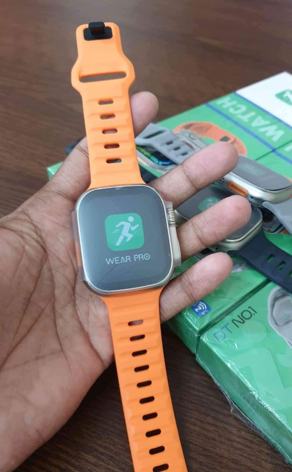 DT NO.1 DT8 Ultra Smart Watch -R gadget. 