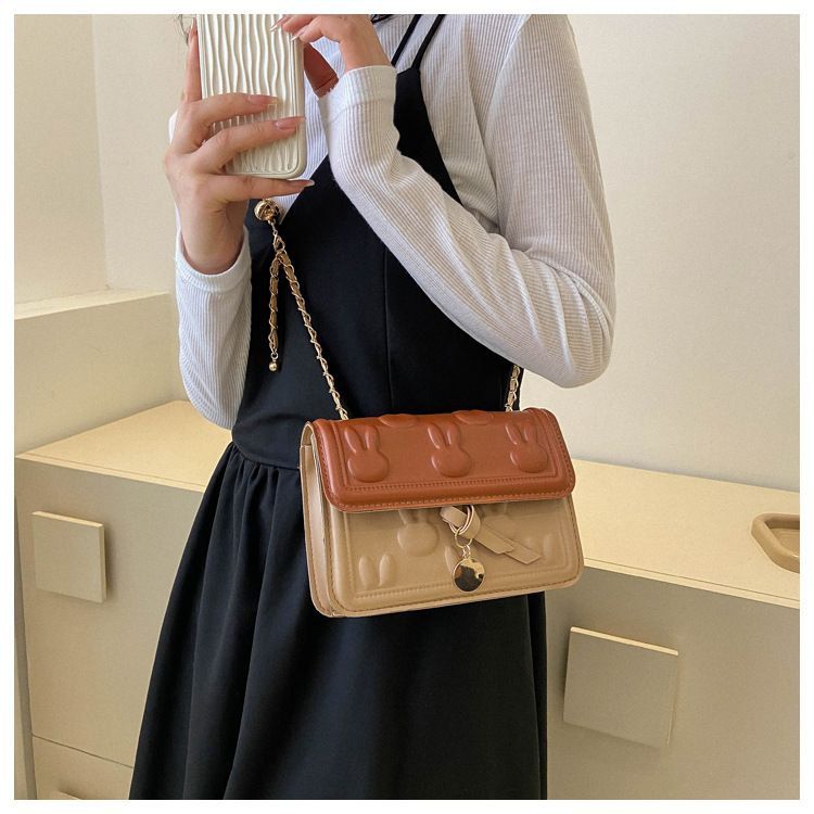 Superlative Understated -Craftsmanship and Trendy -Cute Premium Quality Daily Life Usable Bag For Women's- Progressively Better. 