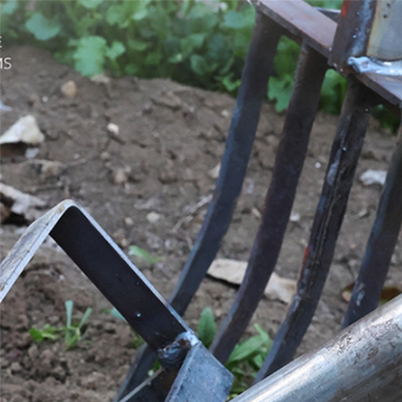 Gardening Pitchfork, Metal Large Fork Gardening Tool with 5 Gardening Claws for Compost, Horses, Hay Mulching Fork. 