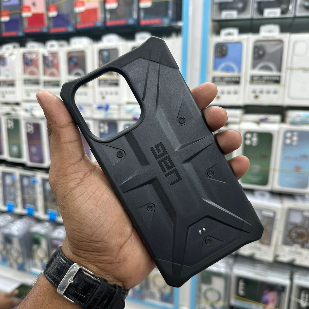 For iPhone 13 Pro - UAG Shatter-resistant Pathfinder with Feather-Light Rugged Military Drop Tested iPhone Casing
