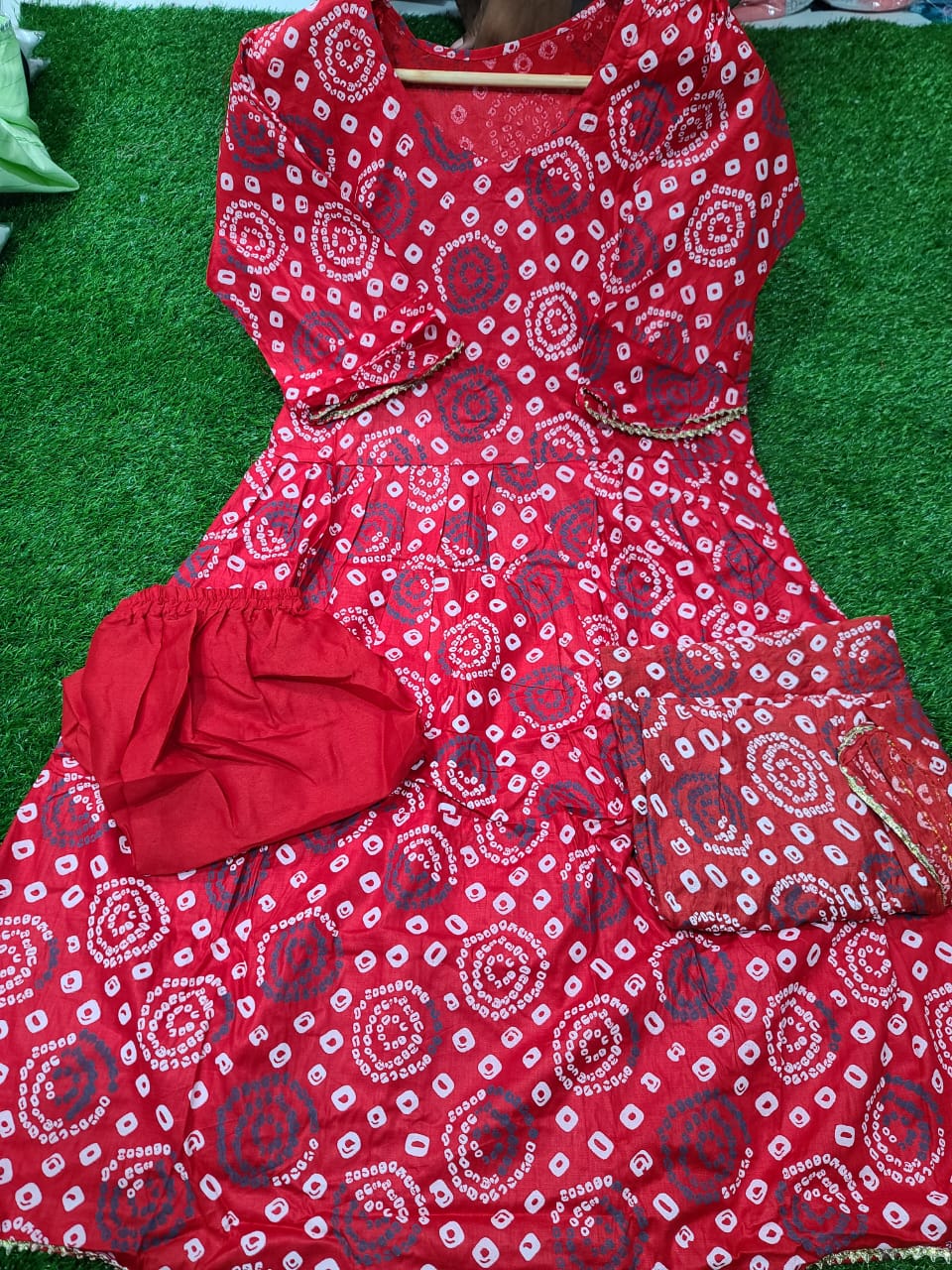 Naira Cut Elegance - Eid Collection Three Piece Salwar Kameez - Suitable for All Occasions and All Seasons. 