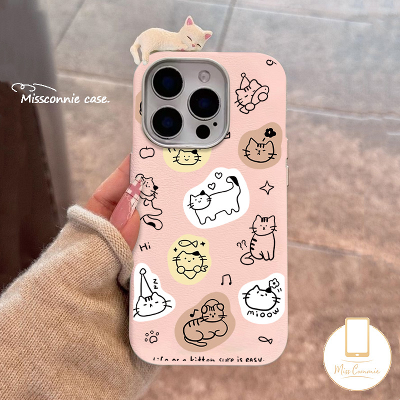 Cartoon Stick Figure Cat Kitten Lovely 3D DIY Doll Cat Case Compatible for IPhone 16 11 12 15 14 13 Pro Max XR X 15 14 16 Plus XS Max Luxury Metal Lens Frame Leather Texture Case. 