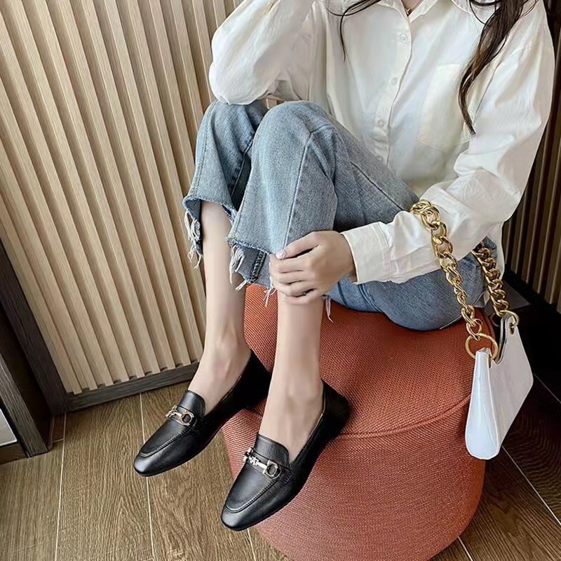 Single shoes, Jurchen moccasins, women's slip-on non-slip, flat-soled, British-style casual loafers, soft-soled lazy beanie shoes. 