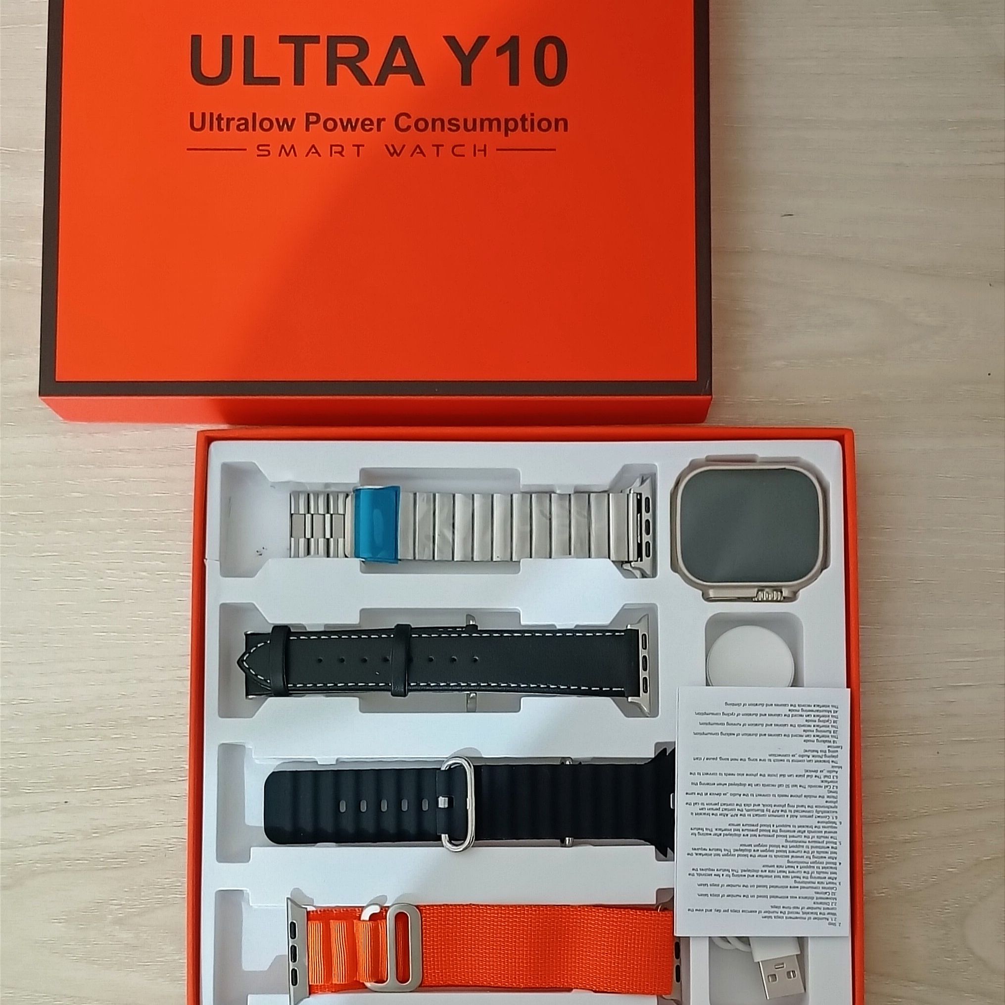 Y10 ULTRA Smart Watch With 4 Straps