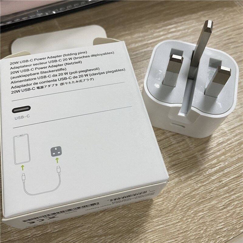 APPLE  20W USB.C Power Adapter FOR iphone 13/12/11/X with type c to lightng cable -Three pin (MADE IN VIETNAME). 
