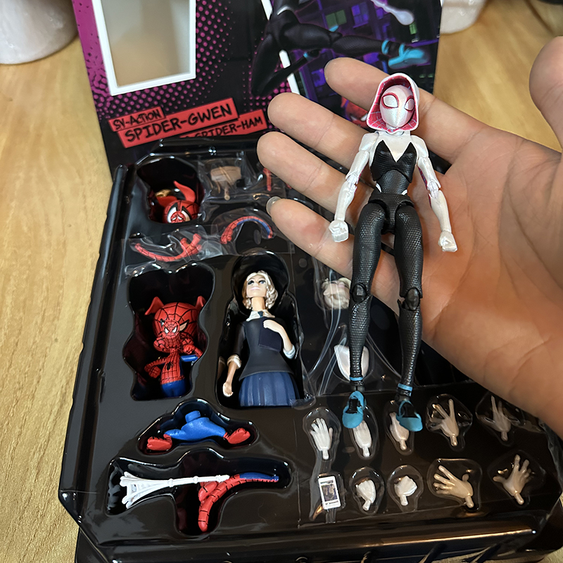 Sv Action Gwen Stacy Action Figure Collection Sentinel Spider Gwen Marvel Spider-Man Into the Spider Verse Figures Model Toys Superman. 