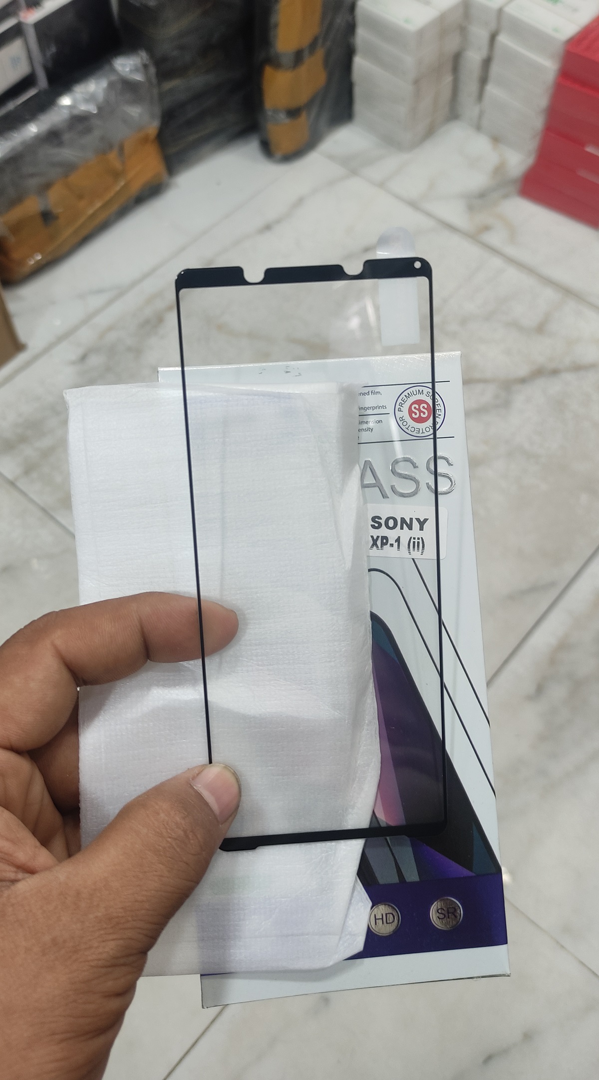 For Sony Xperia 1 ii Phone Full Tempered Glass Full Glue Premium Quality Ultra Clear Anti-scratch Anti Oil Stains Screen Protector Edge To Edge Full Screen Coverage Glass Protector (See The Real Photos) For Xperia 1 Mark 2. 