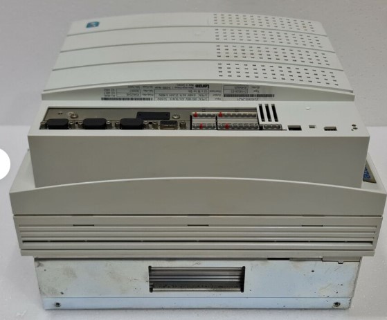 LENZE EVS9328-ES 9300 SERVO INVERTER 0-480Hz 44.7A w/ EMZ9371BC KEYPAD XT. 