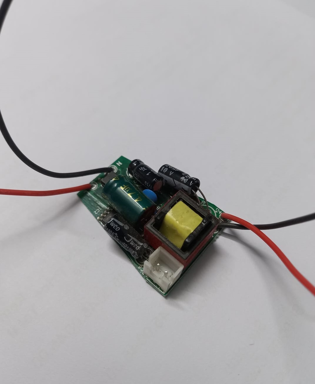 AC DC Rechargeable LED Light Bulb Circuit Board Driver AC 220v To 5V Output 7W Rechargeable 3.7v 4.2v 18650 Lithium Battery Charging. 