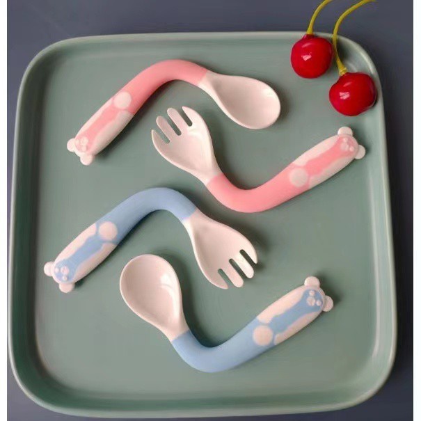 2 pcs/set silicone twisted and bent fork and spoon easy to use baby eating flexible with box. 
