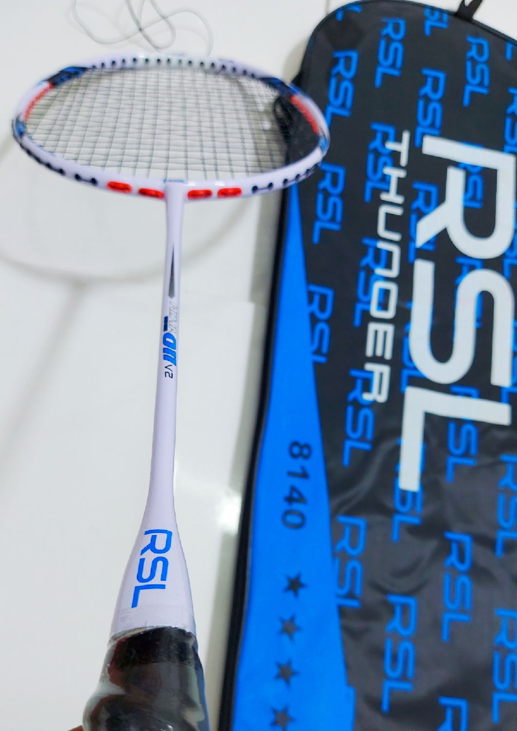 Rsl Badminton Racket - String Tension 30 Lbs Mashing Gadding - Fully Complete Racket For Optimal Performance. 