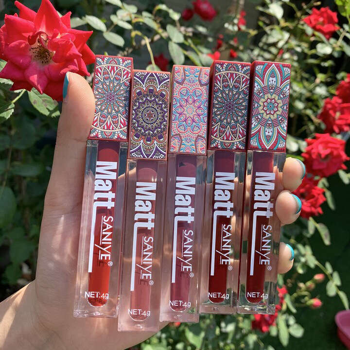 SANIYE small square tube matte non stick cup 3D printing color lipstick not easy to fade lip gloss. 