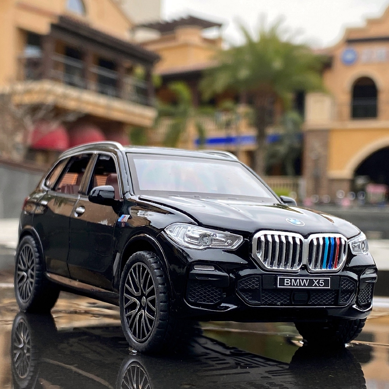 1:32 BMW X5 Licensed Diecast Alloy Car Hybrid Super Premium Model Vehicle Metal Toy Pull back Sound Light