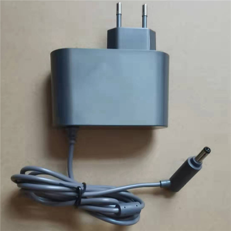 4X Suitable for Dyson V6 V7 V8 Vacuum Cleaner Battery Charger Power Supply (EU Plug ). 