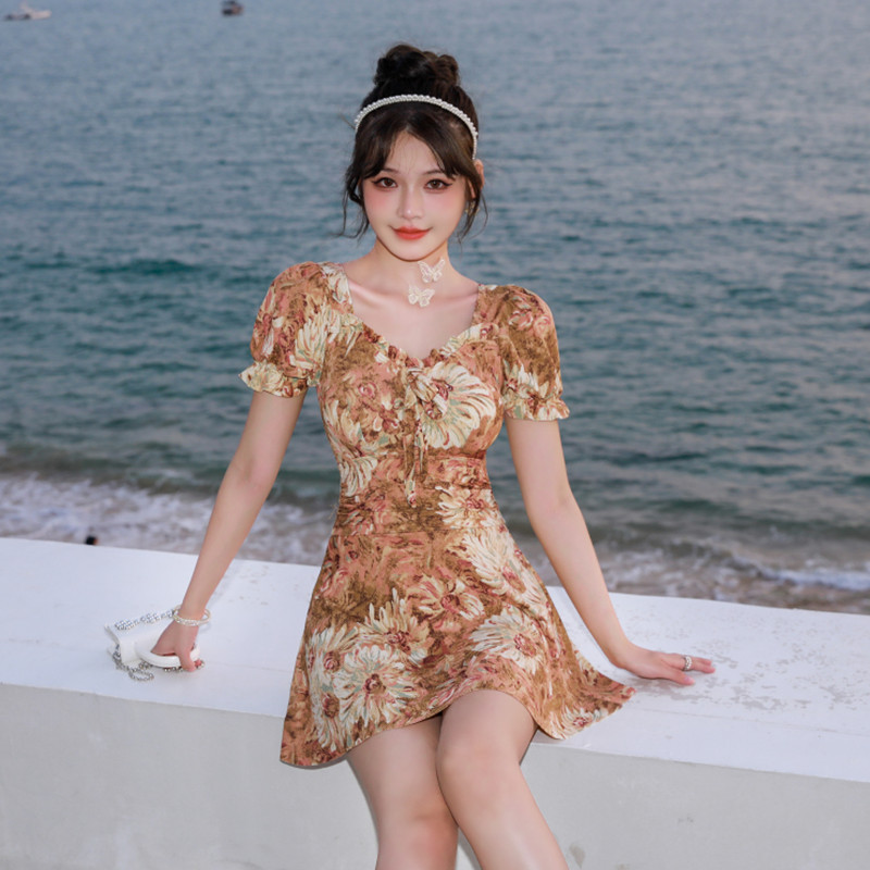 2023 New Swimsuit Women's Flat Corner Conservative Thin Belly Cover Belly Plus Size Flower Young Chubby Chick Fat Mother Swimsuit