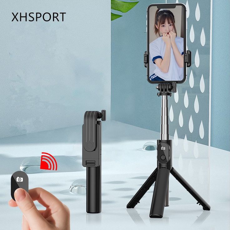 P20S Bluetooth Selfie Stick Monopod Tripod with Remote Control Live Broadcast Tripod Shutter Remote Control. 