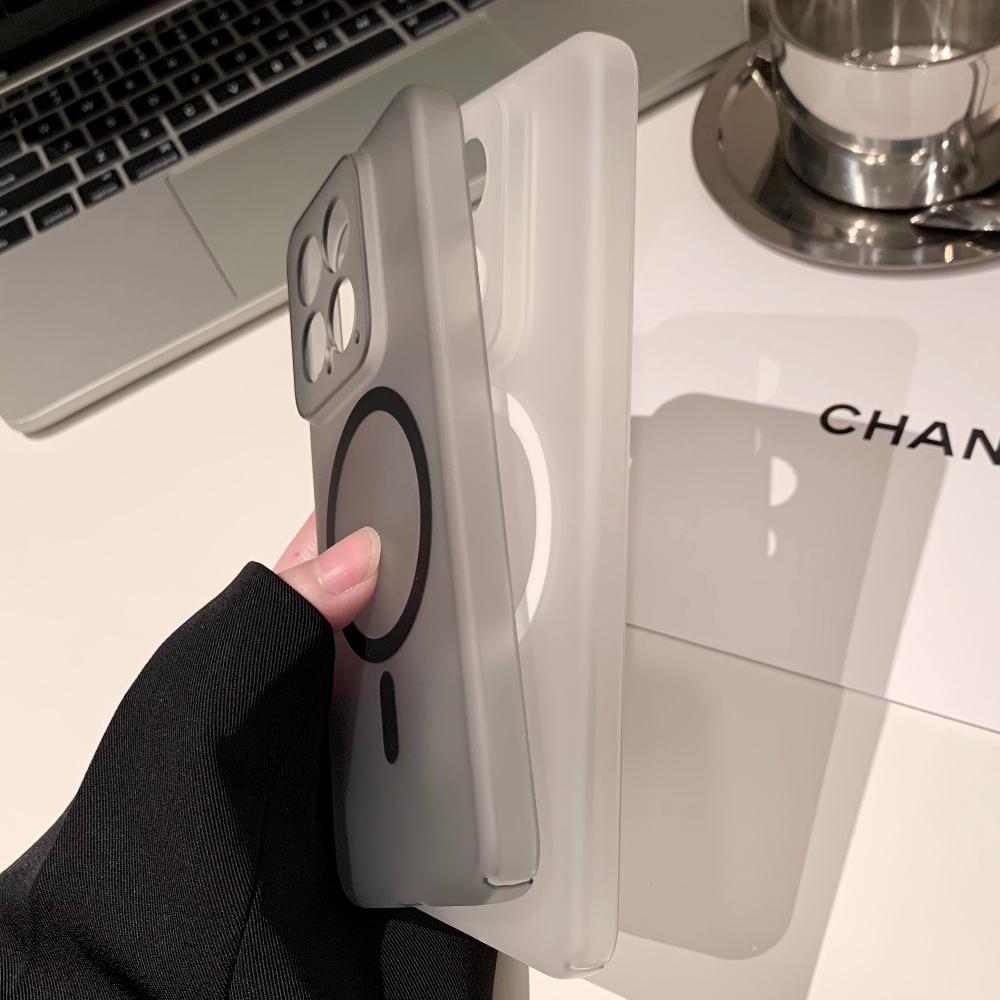 HOCE Matte Ultra Thin Magnetic Phone Cases For Xiaomi 15 14 13 Ultra Plus M14 M13 M15 MagSafe Case Slim Hard Plastic Frosted Translucent Back Cover. 
