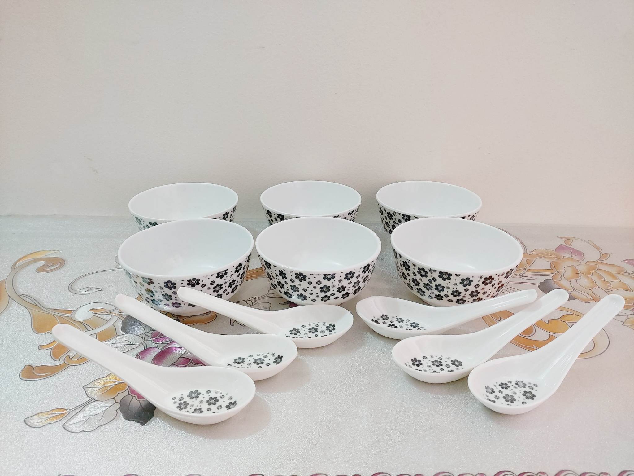 Sada Kalo Melamine Soup Bowl With Spoon 12 Pcs Set (4.5 Inch). Dishwasher Save.Microwave oven save.. 