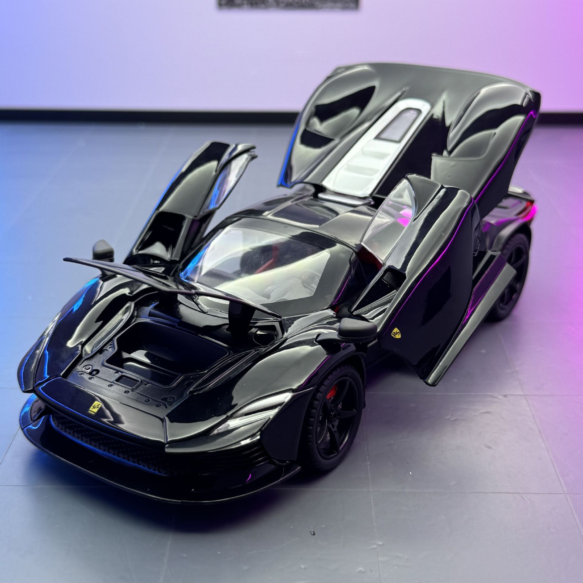 1:24 Ferrari Daytona Sp3 Convertible Die-Cast Vehicles Alloy Model Car Toys For Gift Collection