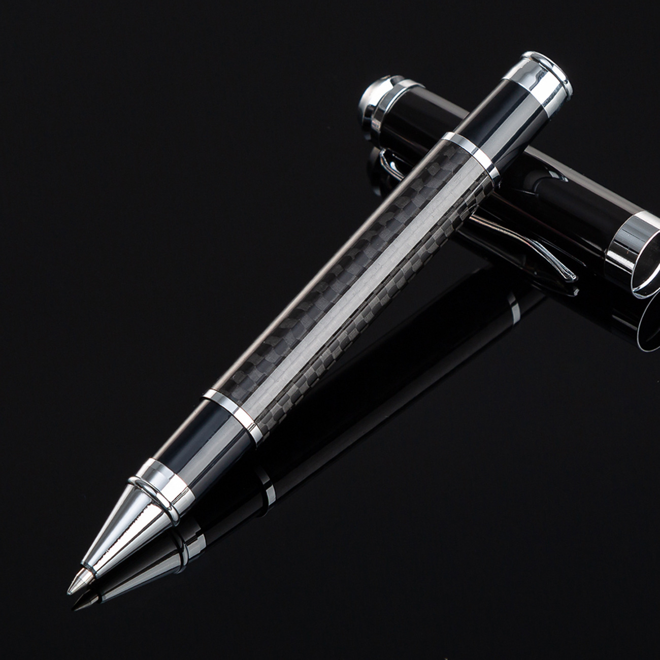 Carbon fiber metal rollerball pen Multi-color handwriting metal rollerball pen Business pen laser lettering laser logo