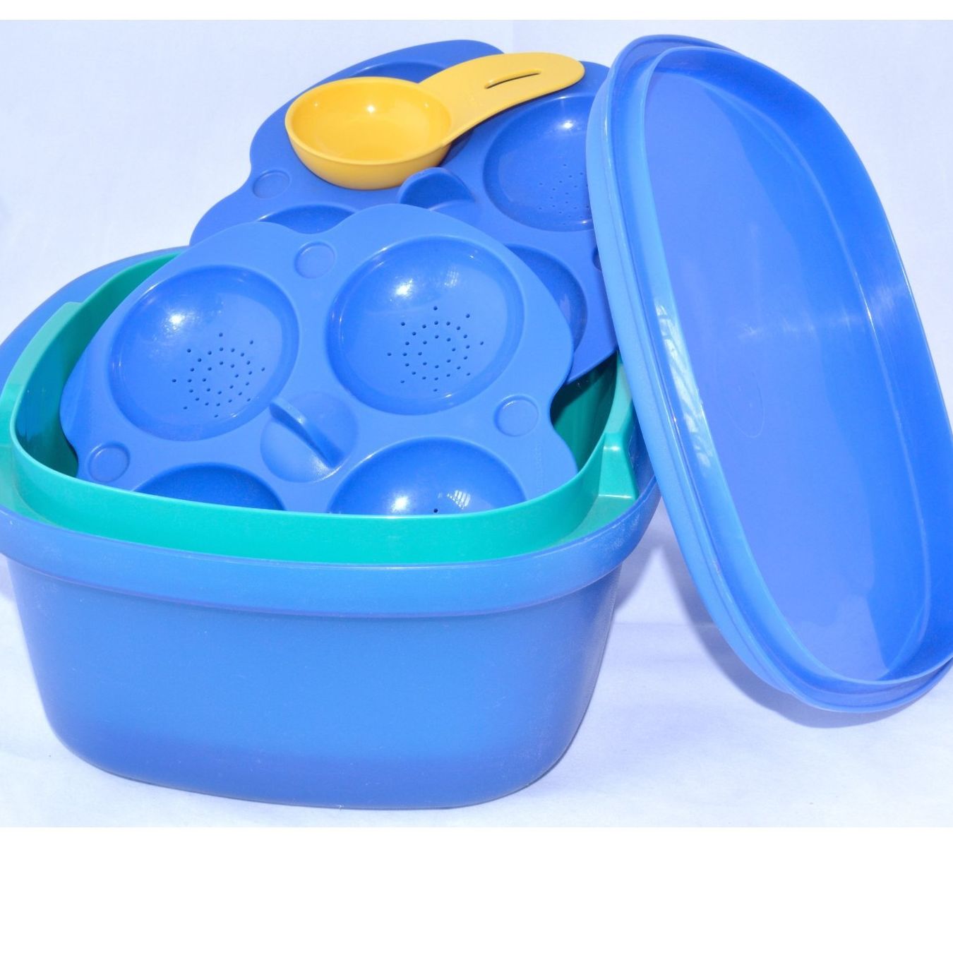 tupperware multi cook server. 