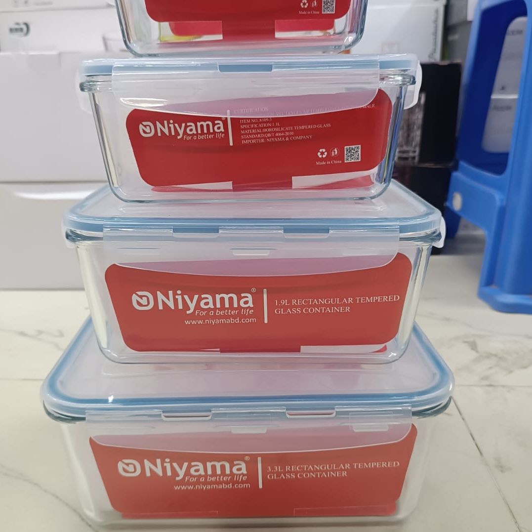 4 Pieces Glass Box Set with Airtight and Leak Proof Lock Lids