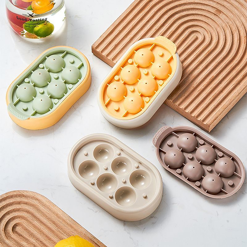1Pc Silicone Ice Lattice Frozen Ice Cube Artifact Ice Making Mold Household Ice Tray With Lid Easy To Demould Ice Cube Mold MIO Super Store