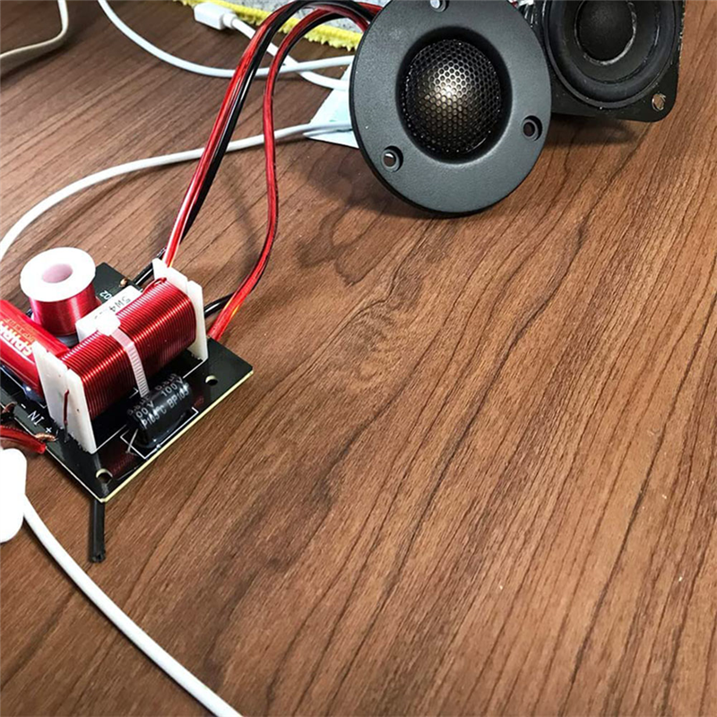 Speaker Crossover Plastic Speaker Crossover Speaker Frequency Divider Board Treble Bass Audio Crossover Filters Frequency Distributor. 