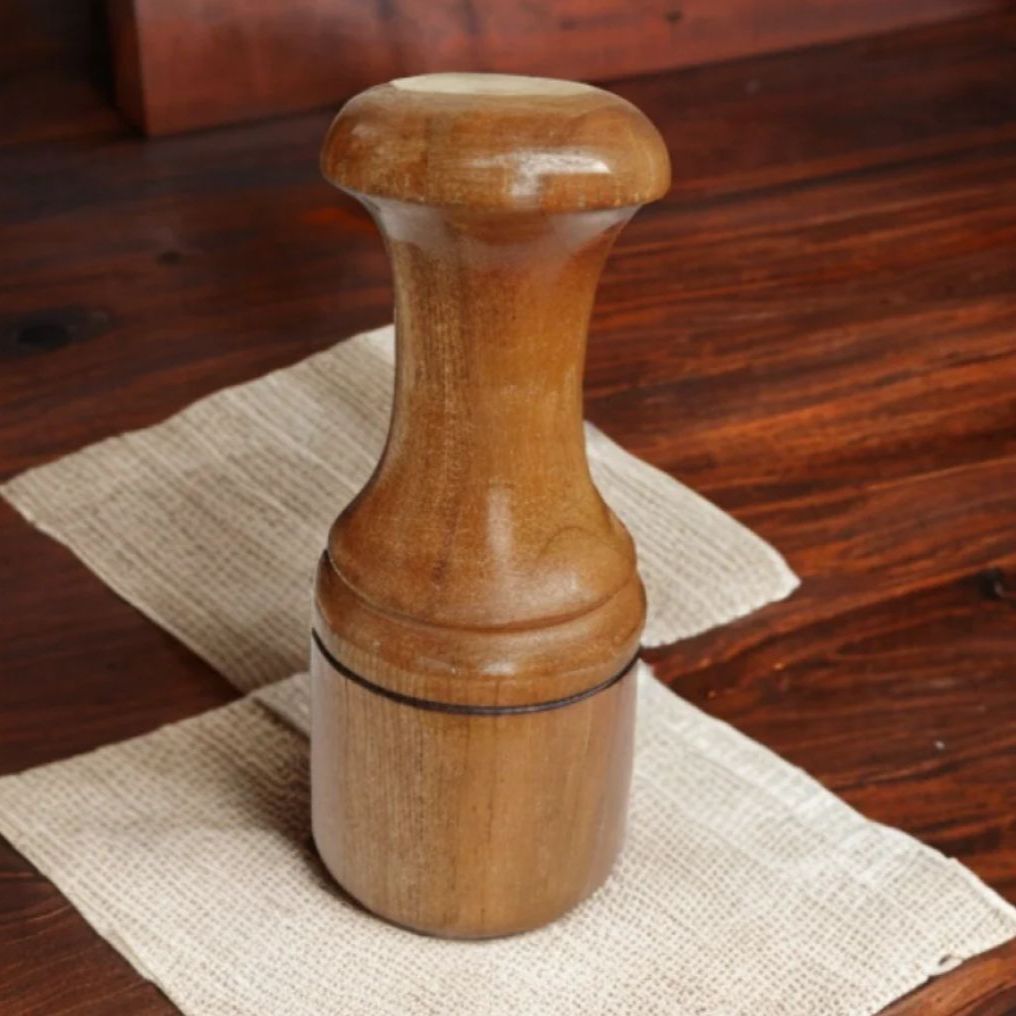 Vorta Making Batna Made By Pure Clay And Wood Smart Kitchen Tools 1 Plate And 1 Wood Handle - Experience Smart Cooking With Vorta Making Batna. 
