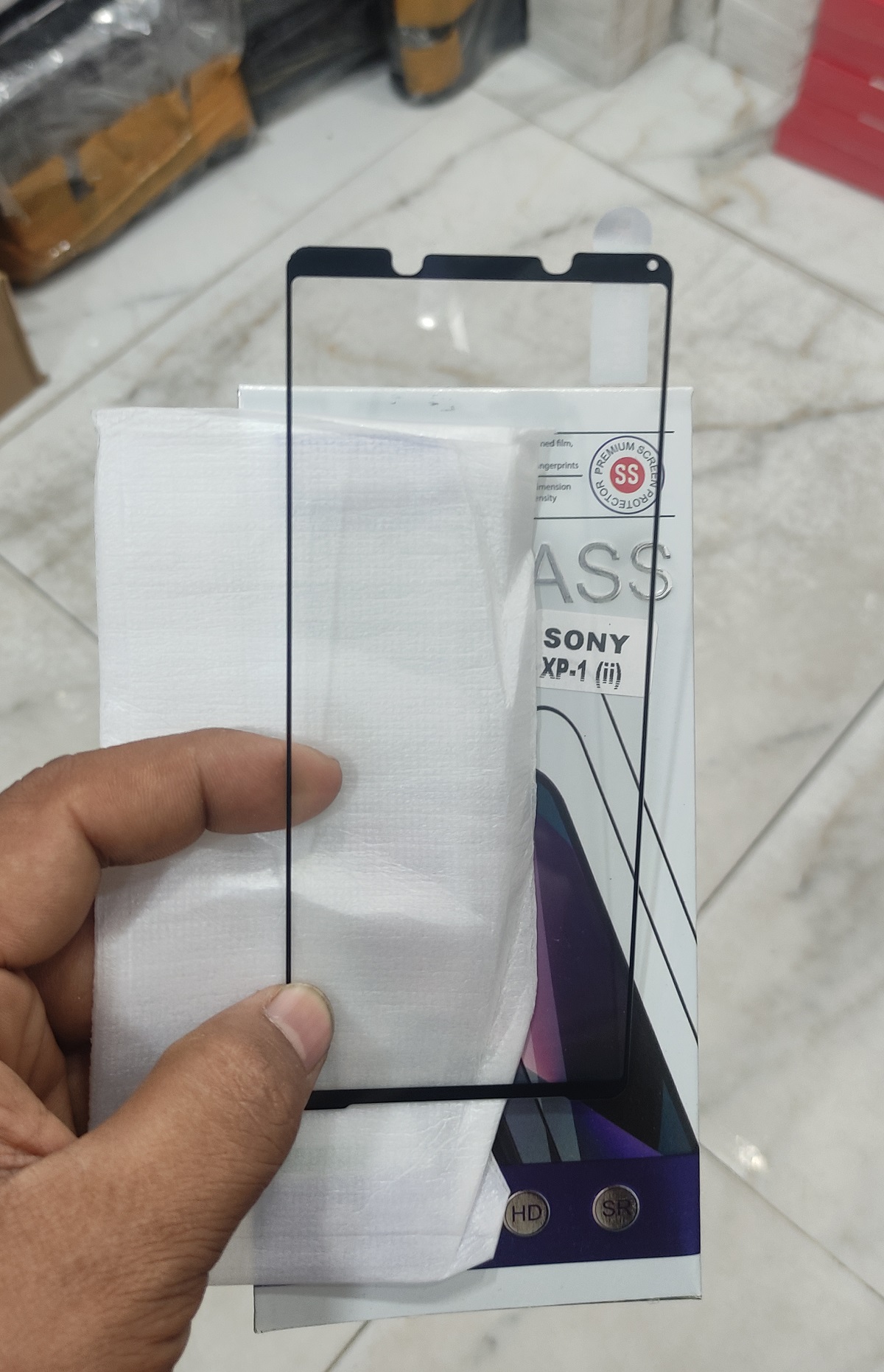 For Sony Xperia 1 ii Phone Full Tempered Glass Full Glue Premium Quality Ultra Clear Anti-scratch Anti Oil Stains Screen Protector Edge To Edge Full Screen Coverage Glass Protector (See The Real Photos) For Xperia 1 Mark 2. 