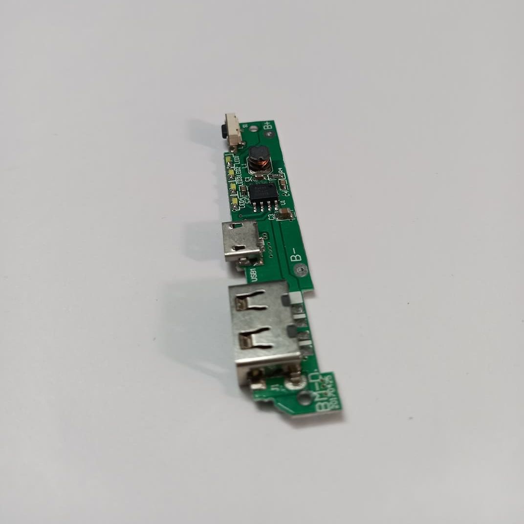SINGLE USB Power Bank Circuit With LED Indicator Input DC 5V 1A Micro USB Socket Output DC 5V 1A BMS Protection Lithium Battery 3.7V 14500 18650 Battery Mobile Phone Charging Module. 