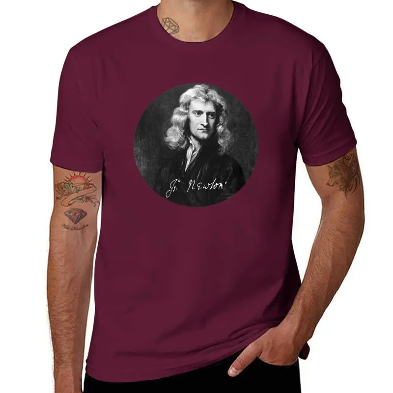 Isaac Newton portrait with signature T-shirt sweat shirts graphic tees kawaii clothes plus size tops mens funny t shirts. 