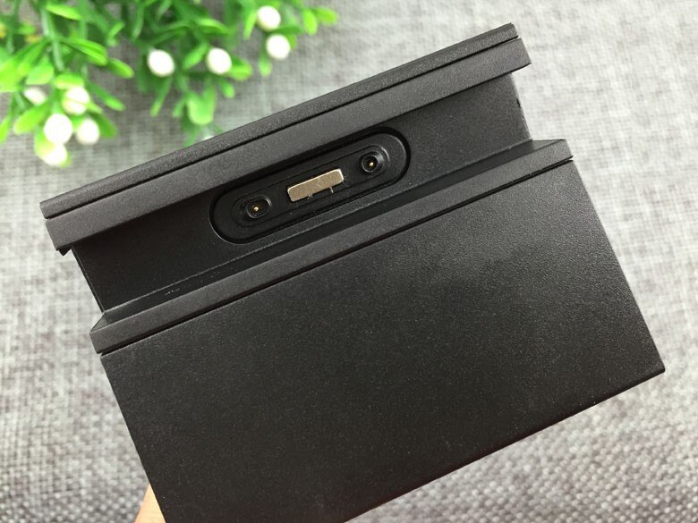 【VisioN Shop】DK48 For Xperia Z3 Dock Charger 4 Slots Z3 D6603 D6643 D6633 L55T L55u Desktop Magnetic Charging Z3 Compact. 