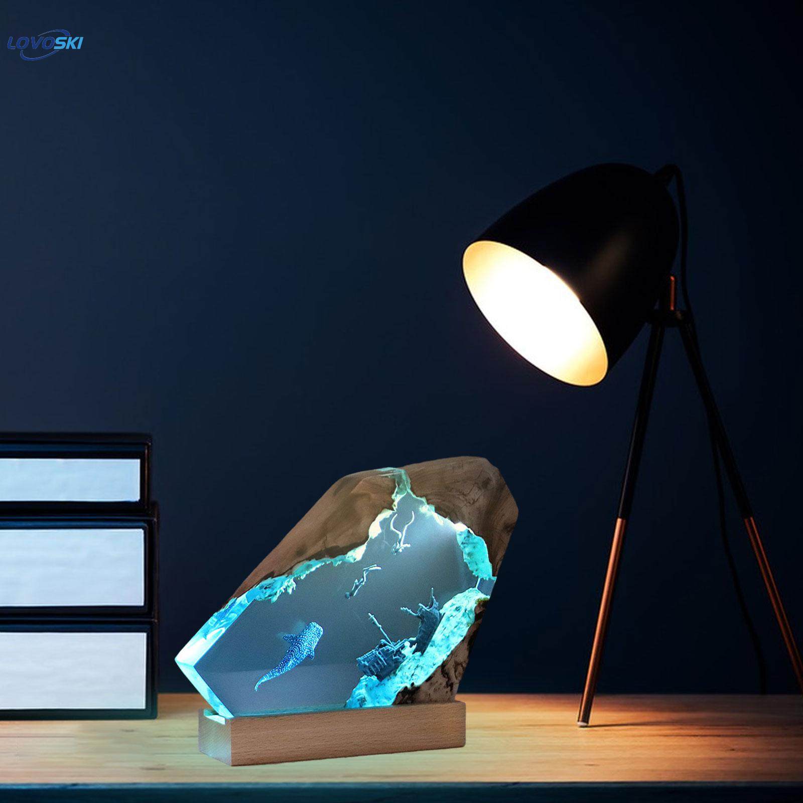 Epoxy Resin Desk Lamp Light Deep Diving Underwater Scene Decorative with USB. 