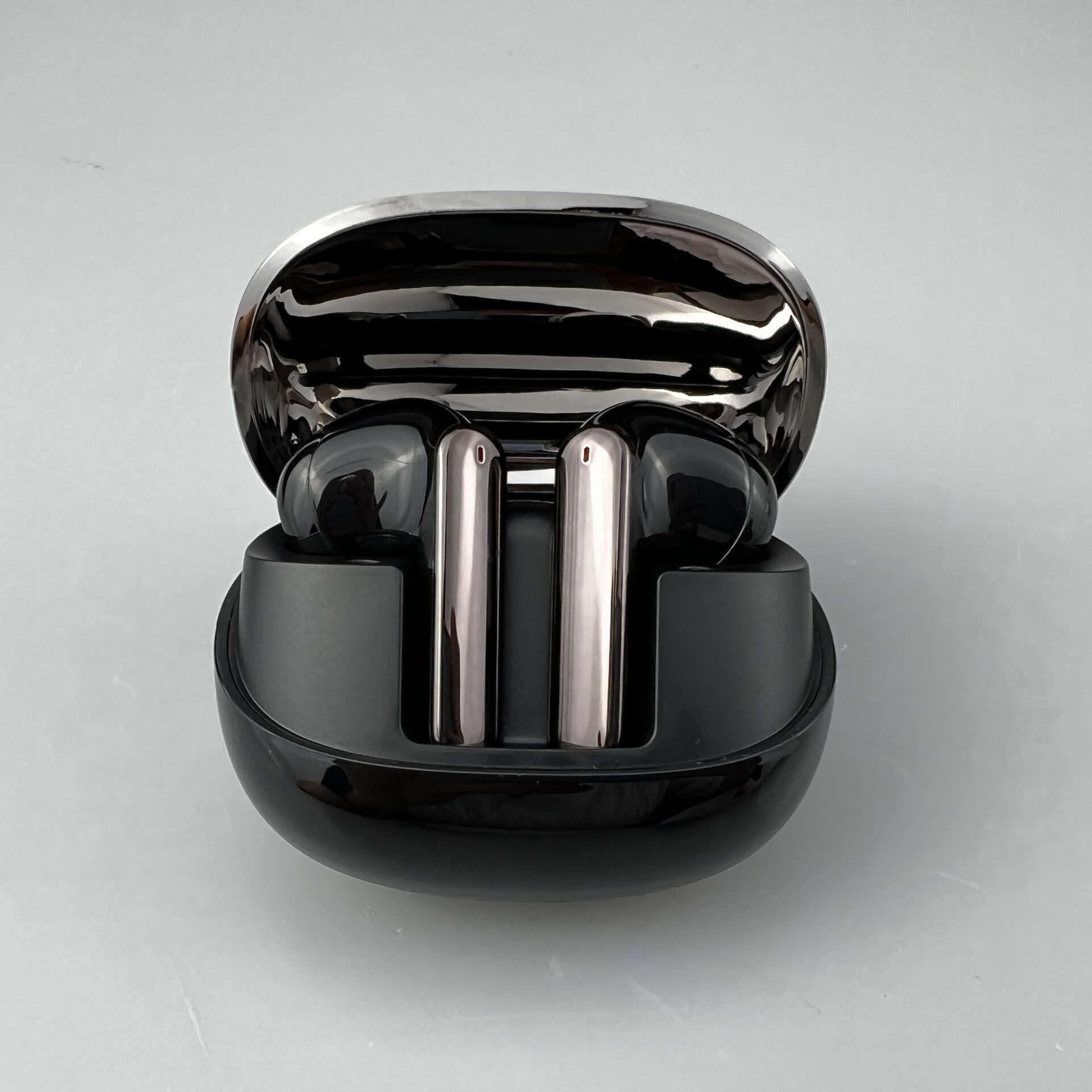 Private Model Listening ZG022 Electroplated Mini Wireless TWS Bluetooth Earphones Huaqiang Beixin. 