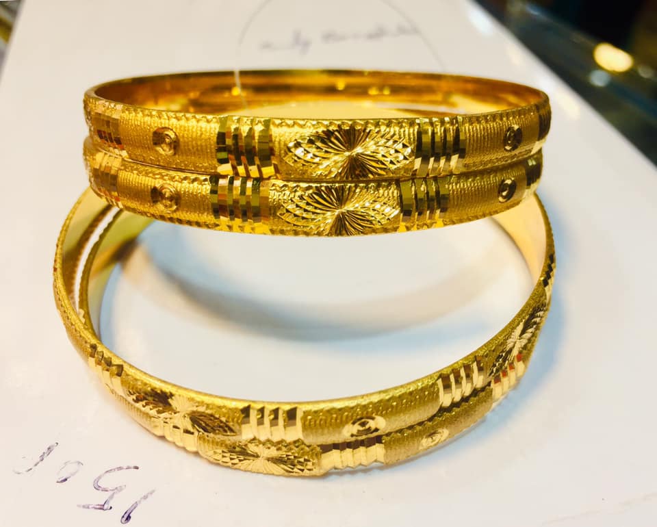 Gold Plated Bangles Set for Women Pcs