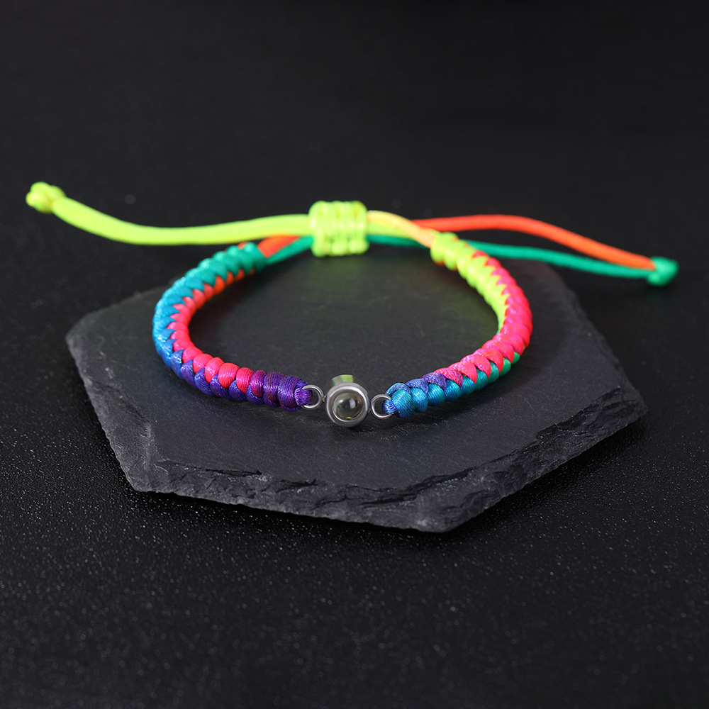 【Cross-border foreign trade】New 100 languages, I love you, bracelet weaving, projection, couples, color books, photos, customization. 