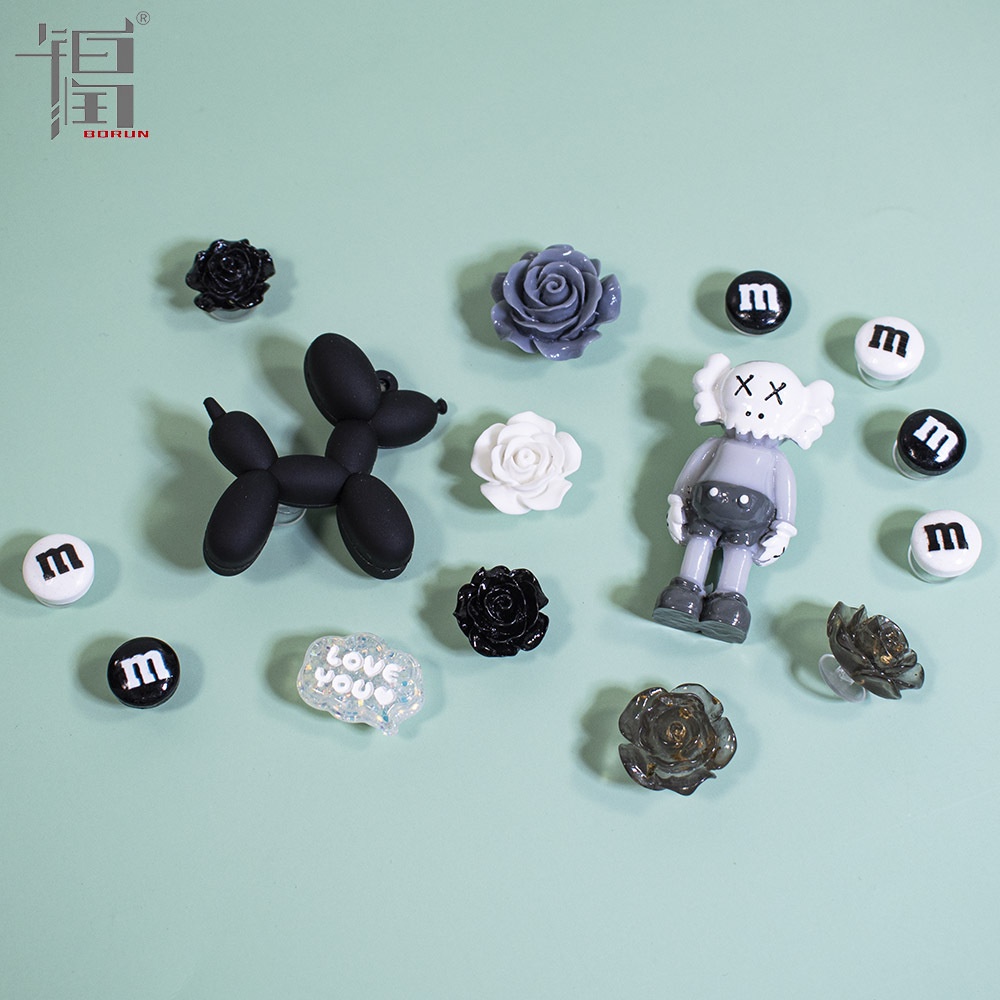 Crocs Jibbitz KAWS Set DIY Shoes Charm Button. 