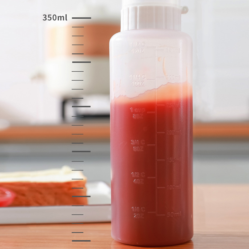 （New）Multifunction 5 Hole alad queeze Bottle Ketchup Container with cale Honey Jam Refillable Condiment auce queeze Bottle. 