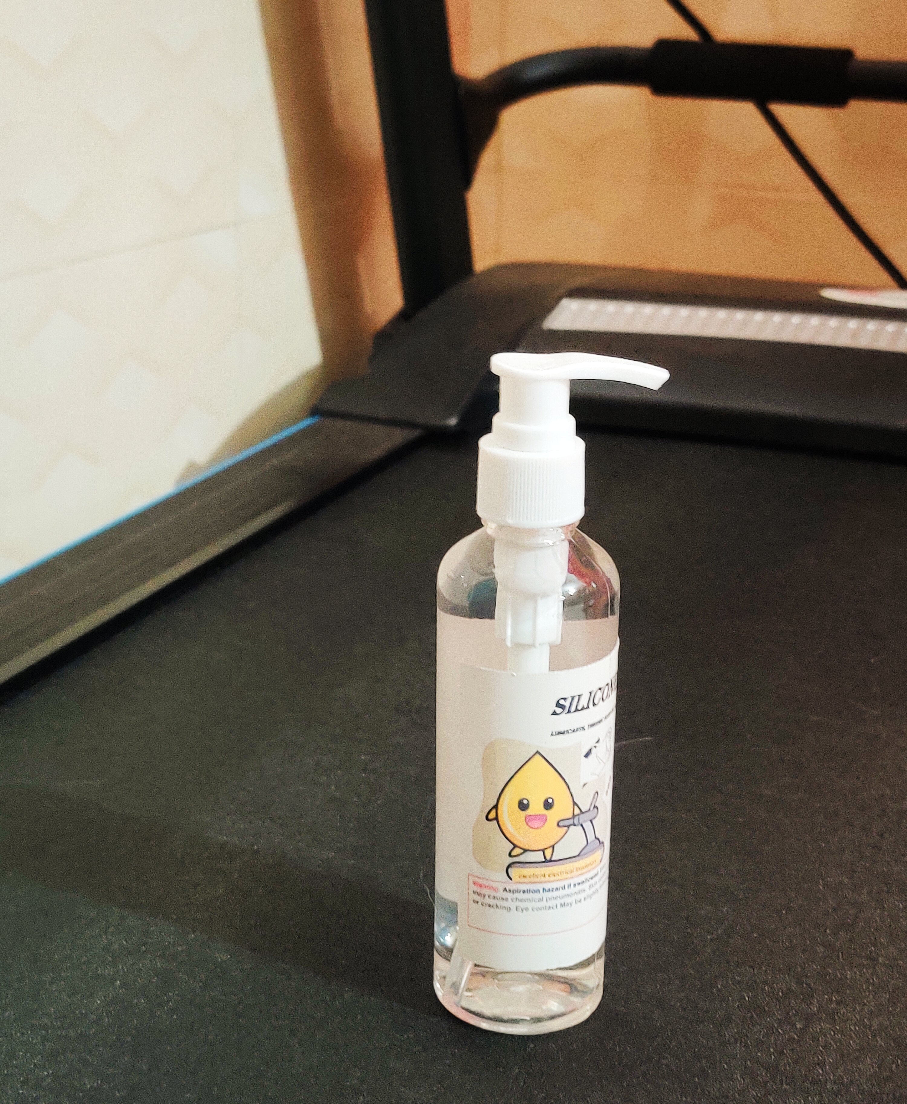Silicone Oil / Treadmill oil /Lubricant  200ml. 