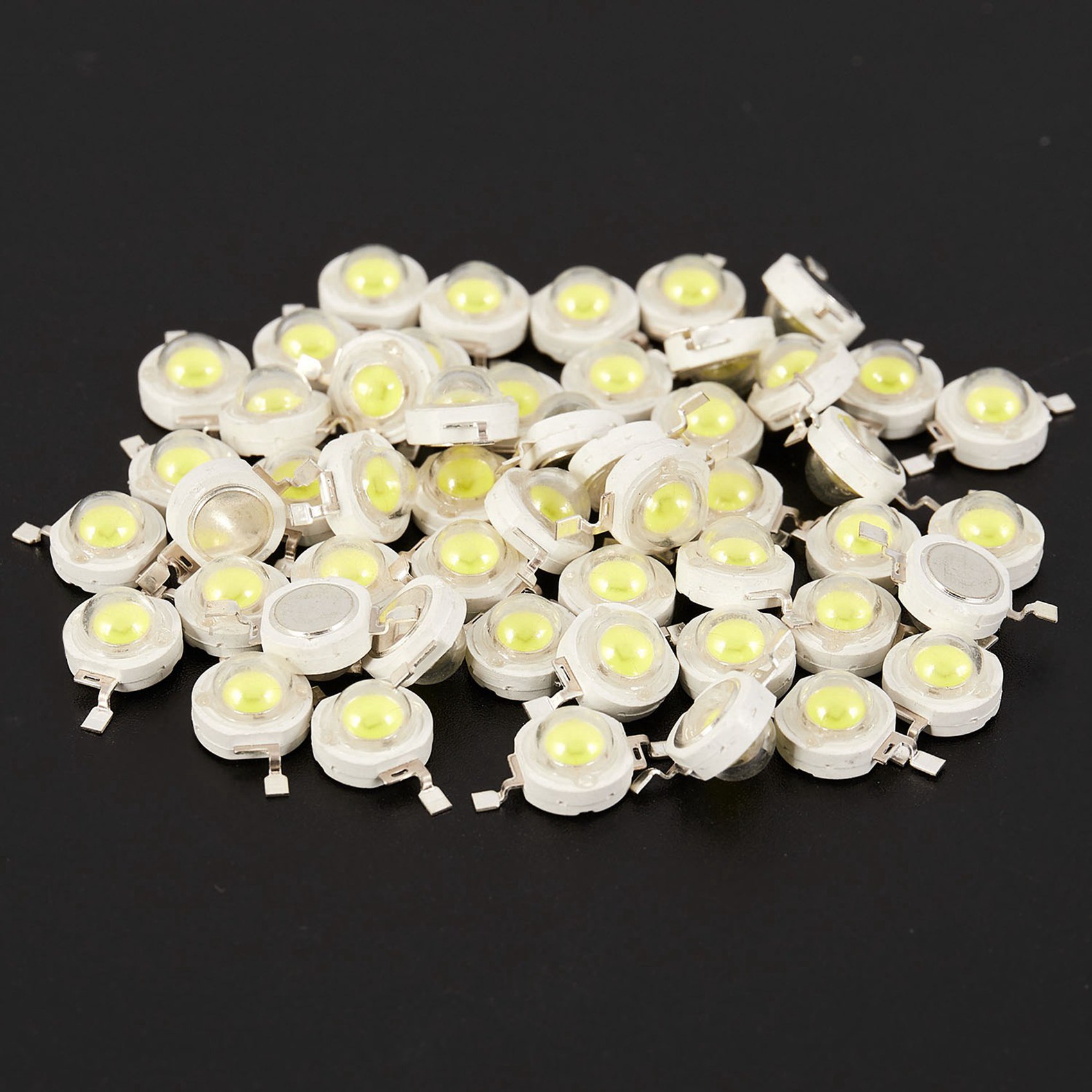 100Pcs 1W Diode High  Cool White Led Beads 1 Watt Lamp Chip 3V-3.4V. 