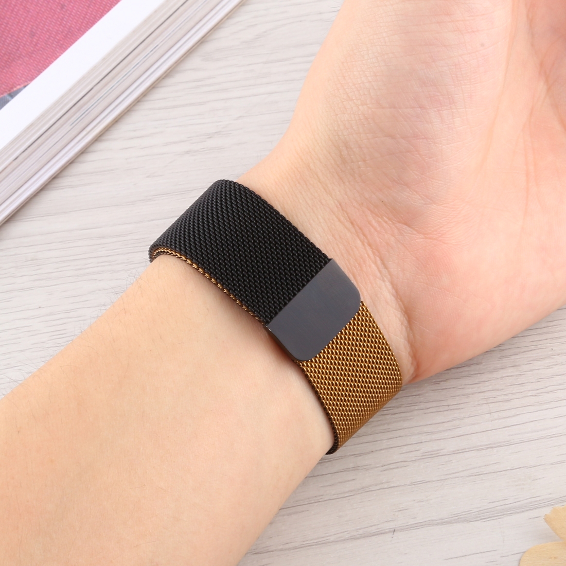 New- For Apple Watch Ultra 49mm&Watch Ultra 2 49mm / Series 9&8&7 45mm / SE 3&SE 2&6&SE&5&4 44mm / 3&2&1 42mm Milanese Gradient Stainless Steel Watch Band